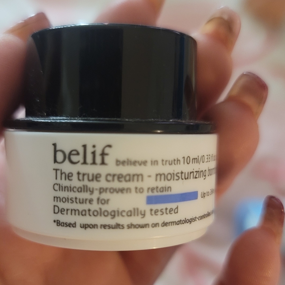 The True Cream Moisturizing Bomb - White and Black